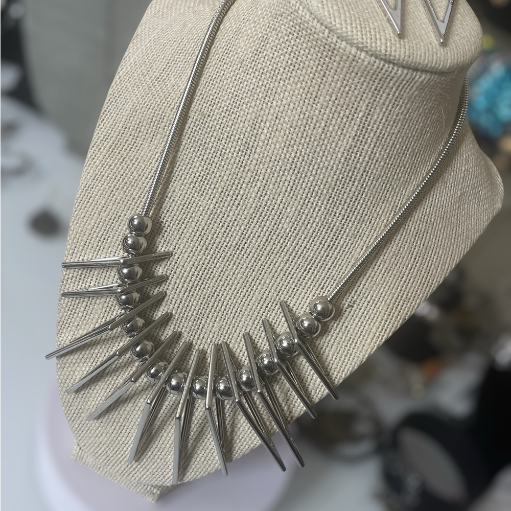 Silver Spike Necklace & Earrings - Picture 3 of 6
